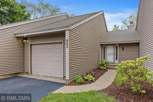 453 Hunter Hill Road, Hudson, WI 54016