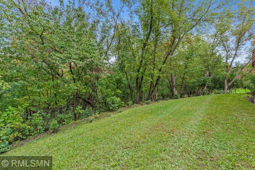 453 Hunter Hill Road, Hudson, WI 54016