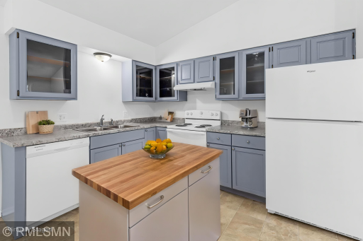 453-Hunter-Hill-Road-11 - Kitchen - Standard - 22.jpg