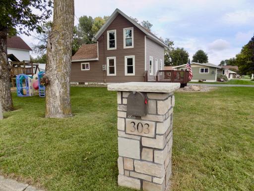 303 1st Avenue SE, Grand Meadow, MN 55936