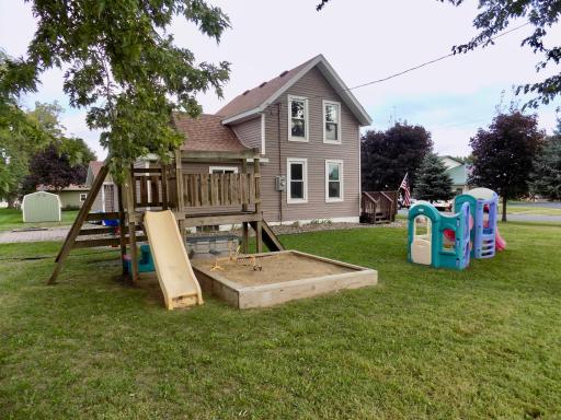 303 1st Avenue SE, Grand Meadow, MN 55936