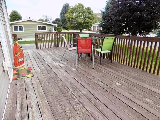 303 1st Avenue SE, Grand Meadow, MN 55936
