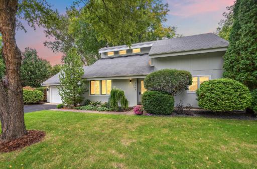 7303 Green Ridge Drive, Eden Prairie, MN 55346