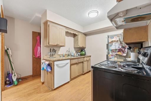 1321 Fireside Drive NE, Fridley, MN 55432