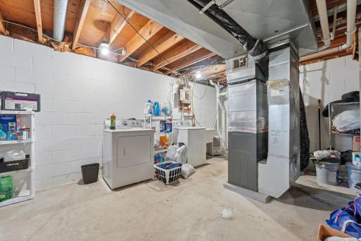 1321 Fireside Drive NE, Fridley, MN 55432