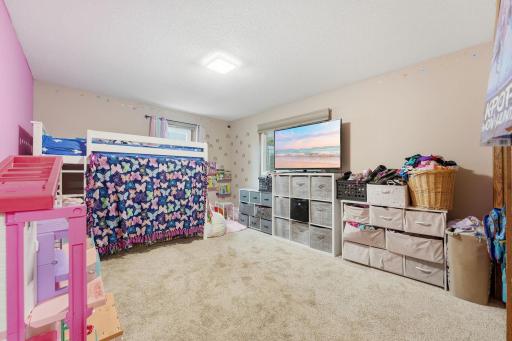 1321 Fireside Drive NE, Fridley, MN 55432