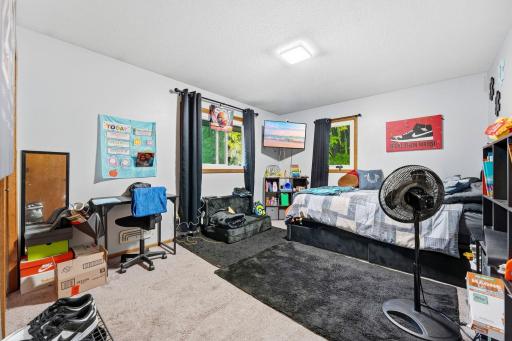 1321 Fireside Drive NE, Fridley, MN 55432