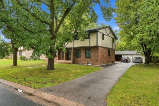 1321 Fireside Drive NE, Fridley, MN 55432