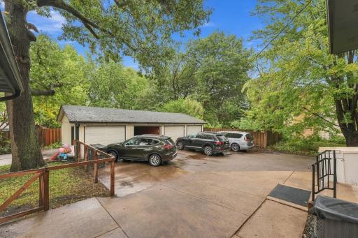 1321 Fireside Drive NE, Fridley, MN 55432