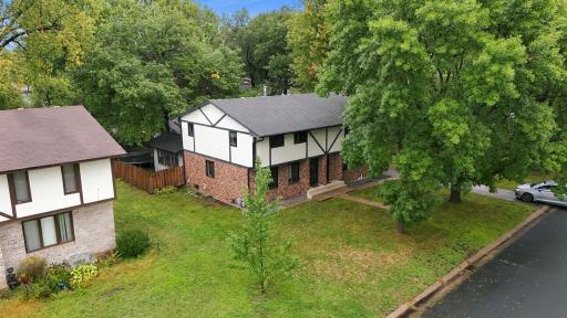 1321 Fireside Drive NE, Fridley, MN 55432