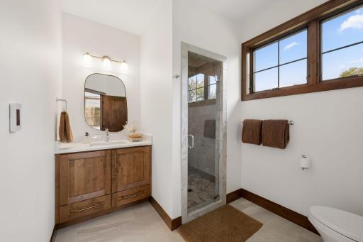 609 Callahan Place, Mendota Heights, MN 55118