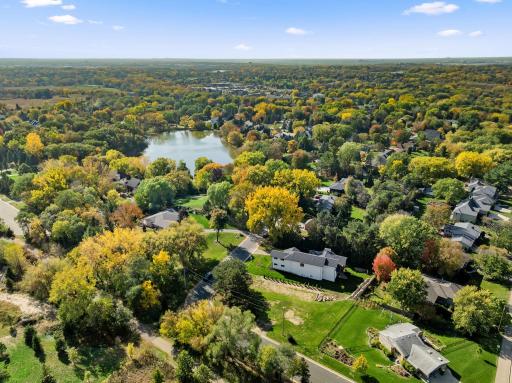 609 Callahan Place, Mendota Heights, MN 55118