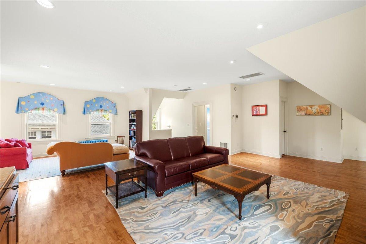 119-633 Fairmount Ave-0118.jpg