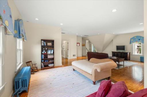 633 Fairmount Avenue, Saint Paul, MN 55105