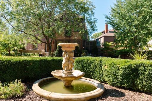 633 Fairmount Avenue, Saint Paul, MN 55105