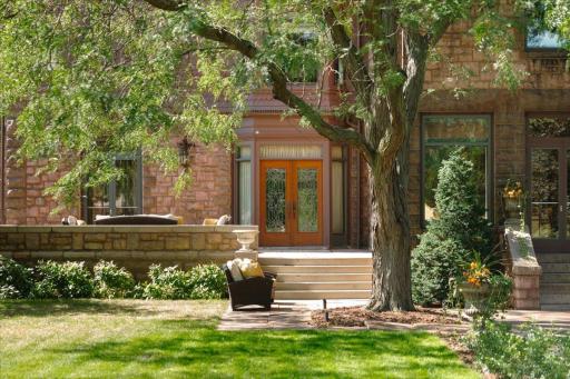 633 Fairmount Avenue, Saint Paul, MN 55105