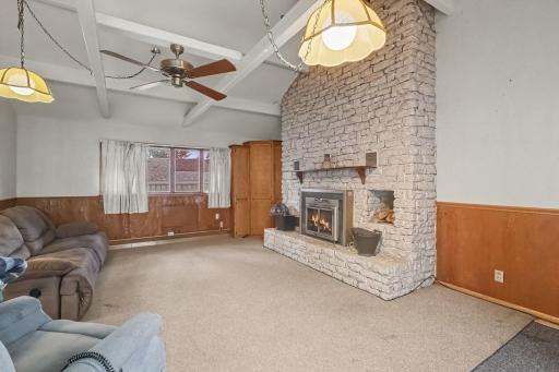 849 8th Avenue SW, Faribault, MN 55021