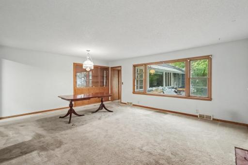 849 8th Avenue SW, Faribault, MN 55021