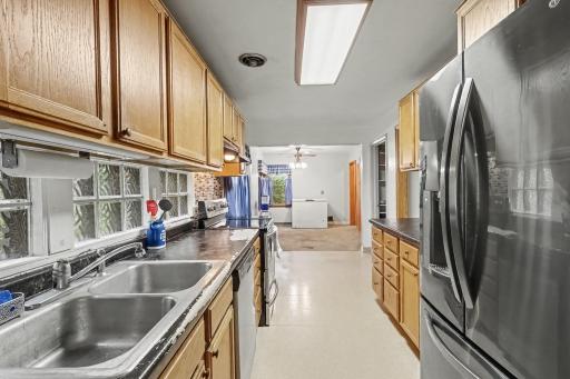 849 8th Avenue SW, Faribault, MN 55021