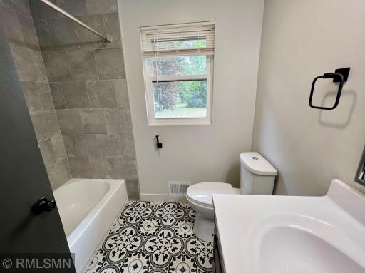 13845 Underclift Street NW, Andover, MN 55304