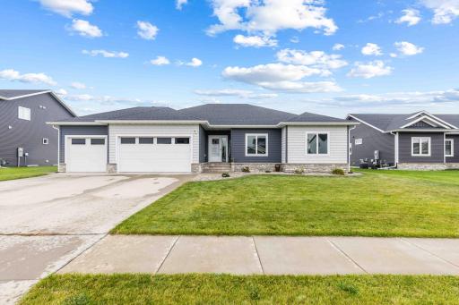 6669 55th Avenue S, Fargo, ND 58104