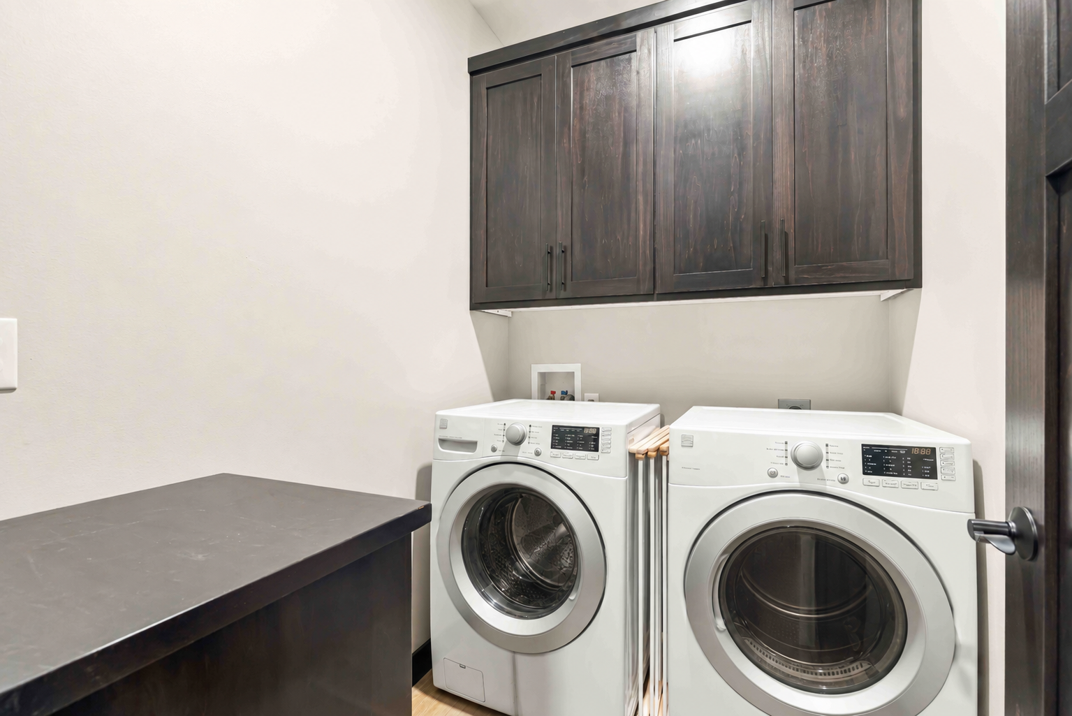 Main Floor Laundry.png