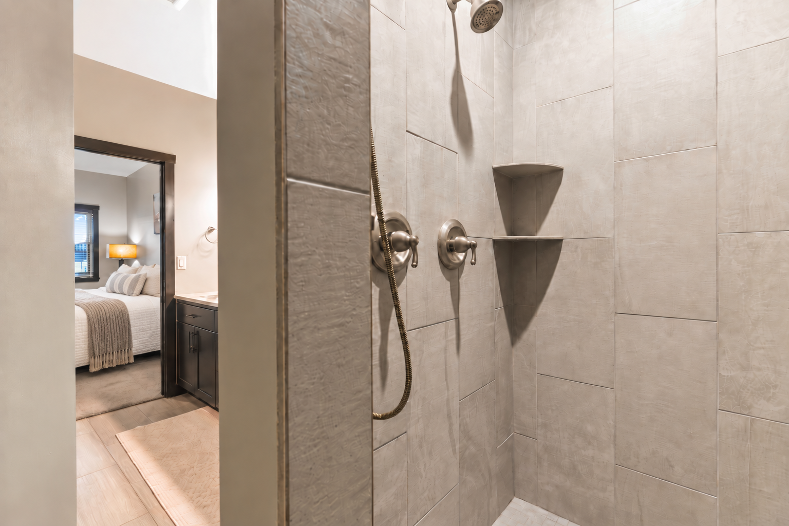 Master Shower.png