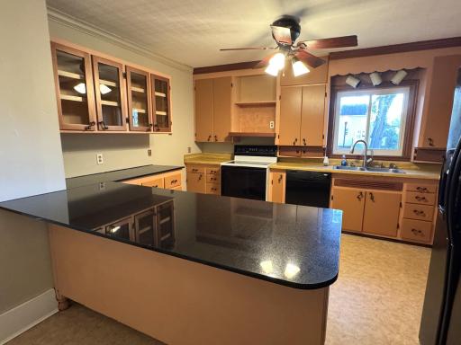 Unit 1 extra large kitchen
