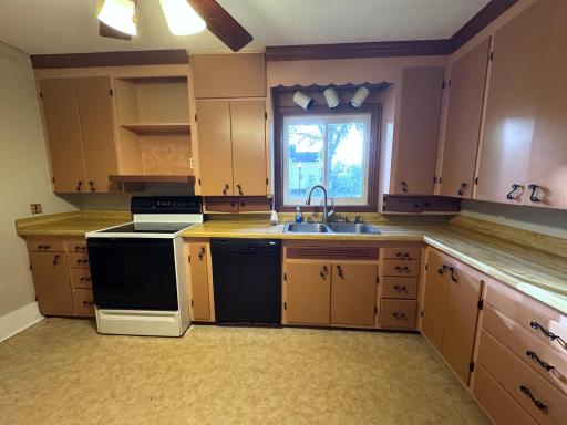 Unit 1 wdw above sink, microwave