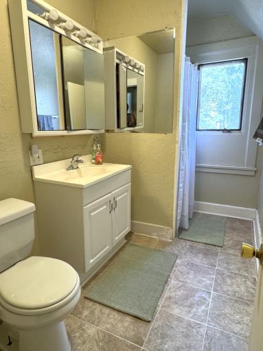 Unit 2 with 3/4 bath
