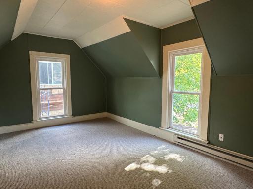 Unit 2 Primary bedroom