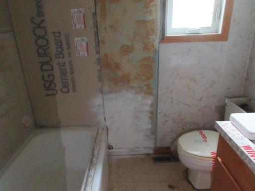 Main Floor Full Bathroom