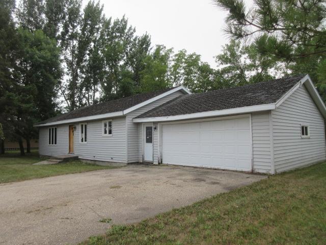 1029 Elm Avenue, Hallock, MN 56728