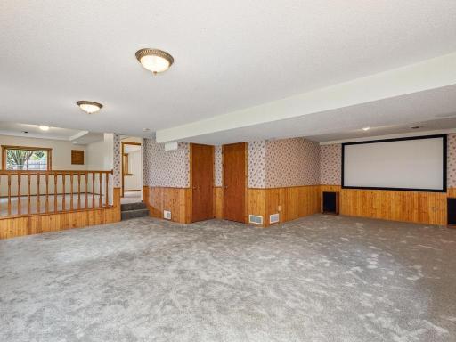 440 83rd Avenue NW, Coon Rapids, MN 55433