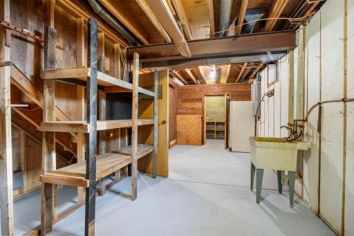 Huge unfinished area in the basement offers great storage or potential for creating additional flex spaces.
