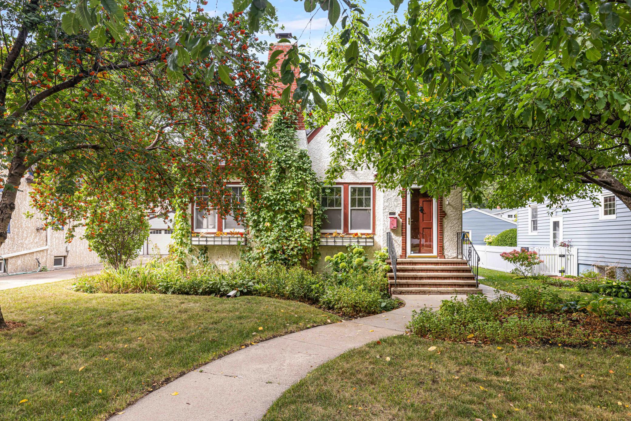 1322 3rd St N Fargo MLS-2.jpg