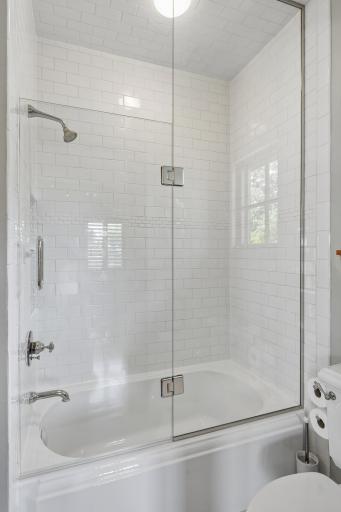 4051 Linden Hills Boulevard, Minneapolis, MN 55410
