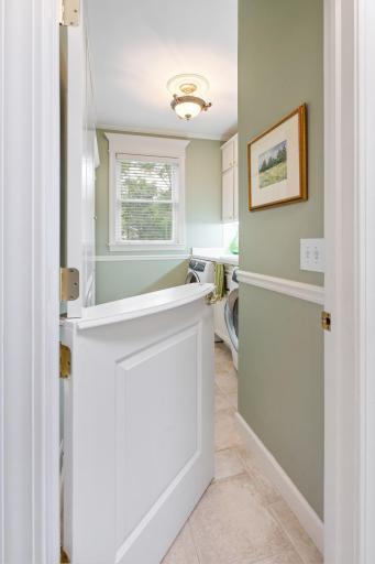 5212 Richwood Drive, Edina, MN 55436