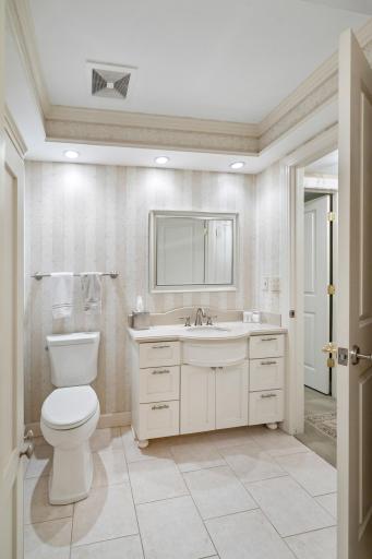 5212 Richwood Drive, Edina, MN 55436