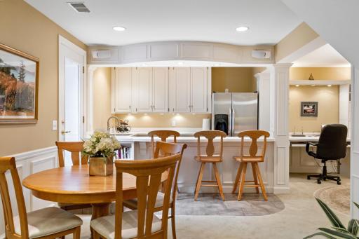 5212 Richwood Drive, Edina, MN 55436