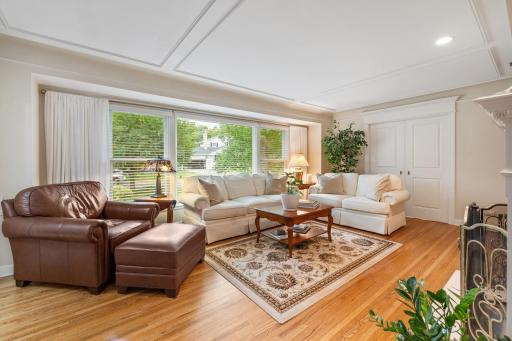 5212 Richwood Drive, Edina, MN 55436