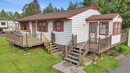8739 3rd Street S, Iron, MN 55751