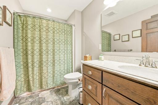 620 Anderson Way, Alexandria, MN 56308