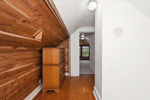 506 Sparkman Avenue, Duluth, MN 55803