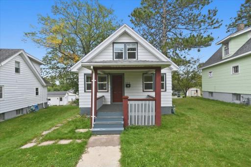 506 Sparkman Avenue, Duluth, MN 55803
