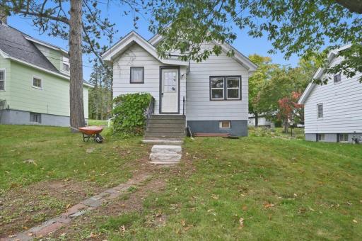 506 Sparkman Avenue, Duluth, MN 55803