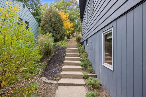 3346 Kyle Avenue N, Golden Valley, MN 55422