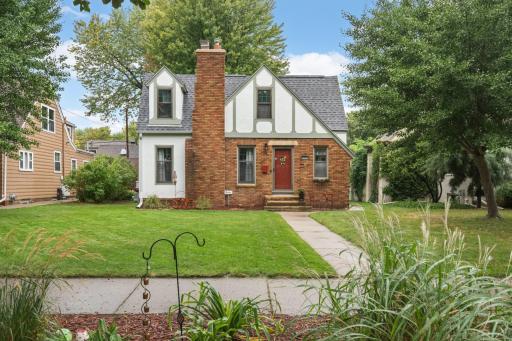 5612 12th Avenue S, Minneapolis, MN 55417