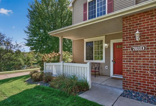 703 Maple Hills Drive, D, Maplewood, MN 55117