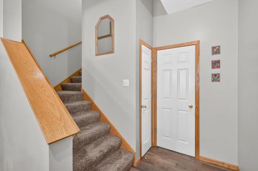 703 Maple Hills Drive, D, Maplewood, MN 55117
